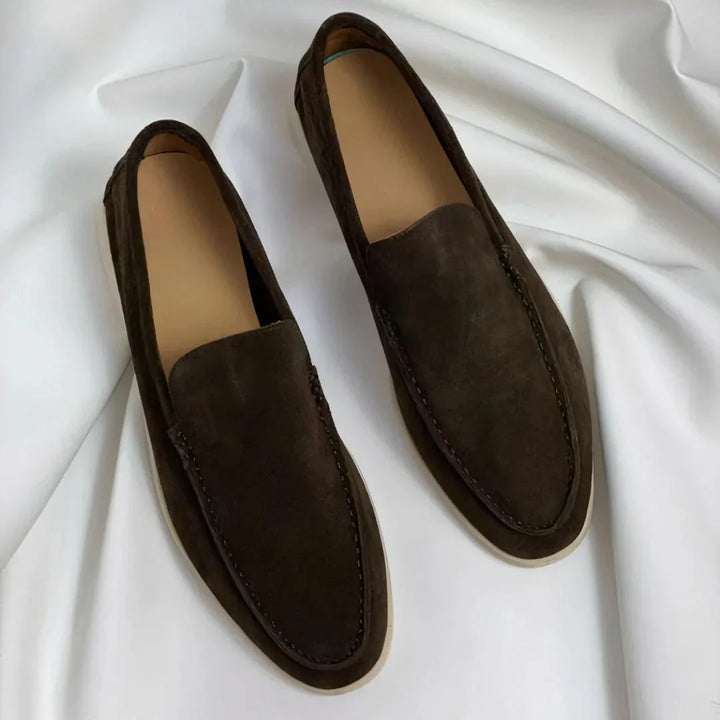 Eleganti mocassini in suede
