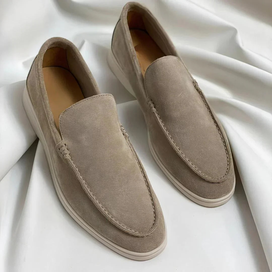 Eleganti mocassini in suede