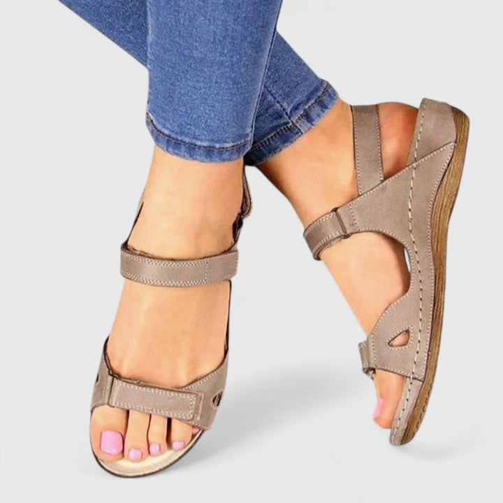 Avrie - Sandali Comfort Piatti