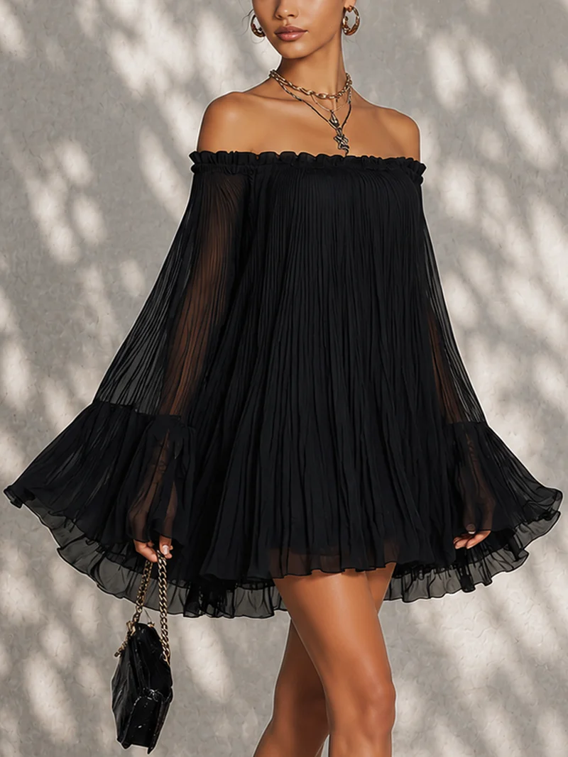 Abito Mini Nero con Spalle Scoperte e Maniche a Campana Ruffle